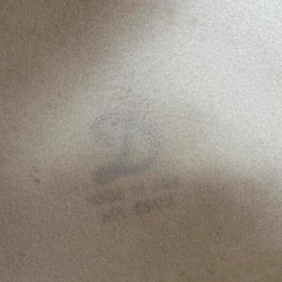 Vintage DEBORAH Winter White Felt Bowler Hat Satin Ribbon Band USA Womens - Picture 9 of 11